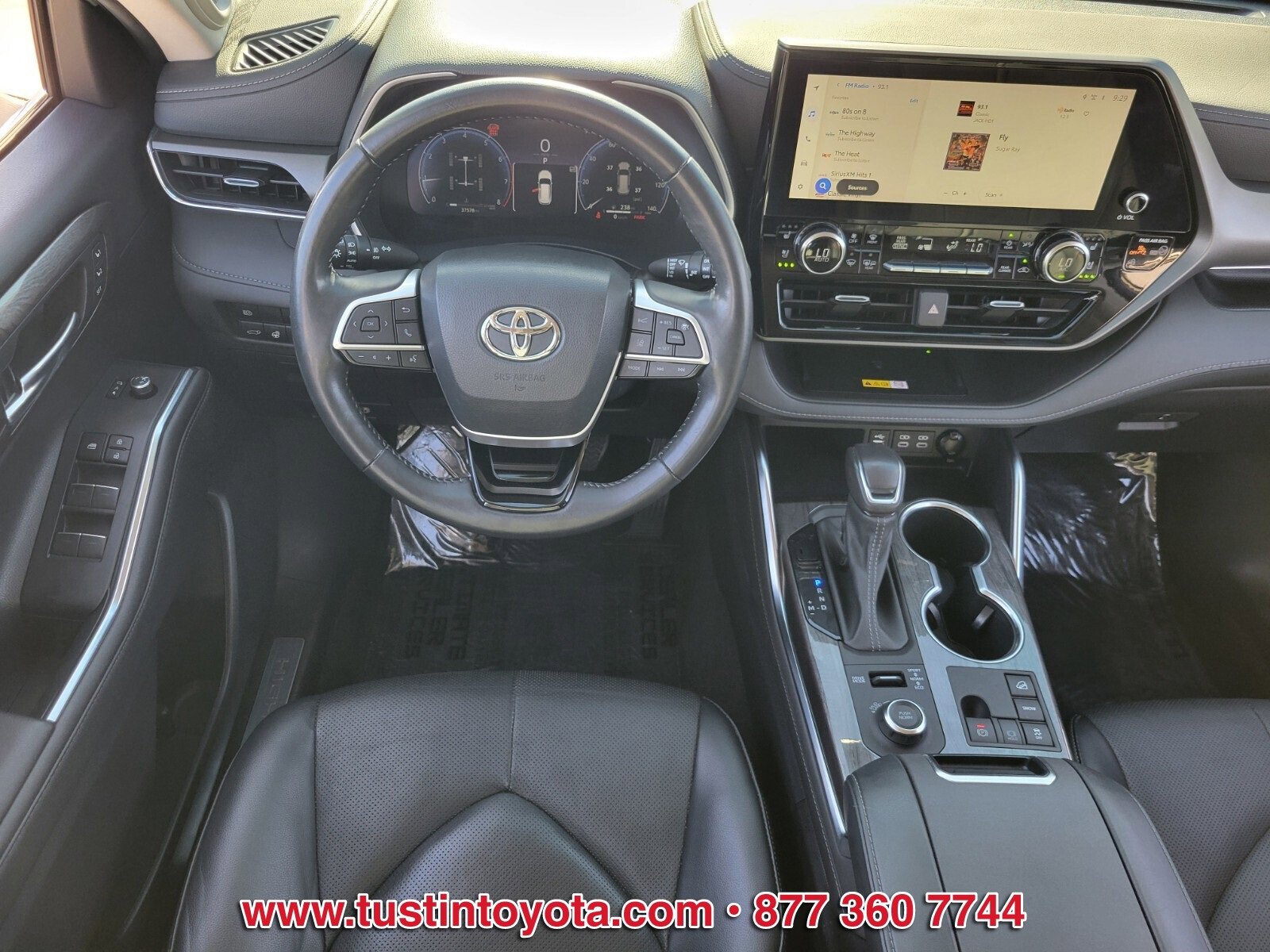Used 2023 Toyota Highlander Limited image 13