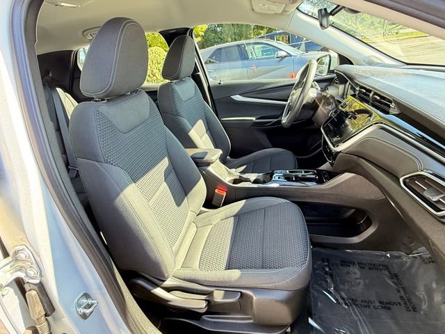 Used 2023 Chevrolet Bolt EUV LT image 16