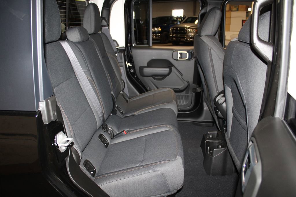 New 2026 Jeep Gladiator Sport image 29