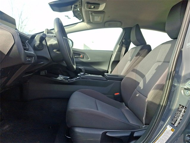 Used 2025 Toyota Prius LE image 13