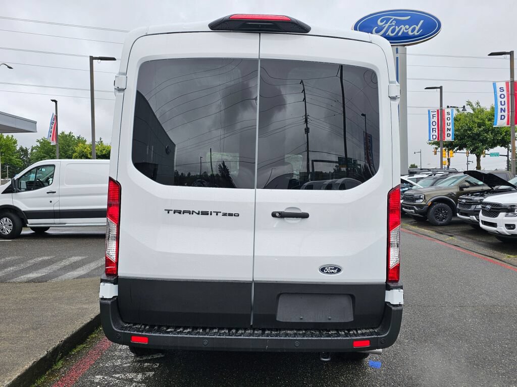 New 2026 Ford Transit 250 148 Medium Roof RWD image 4