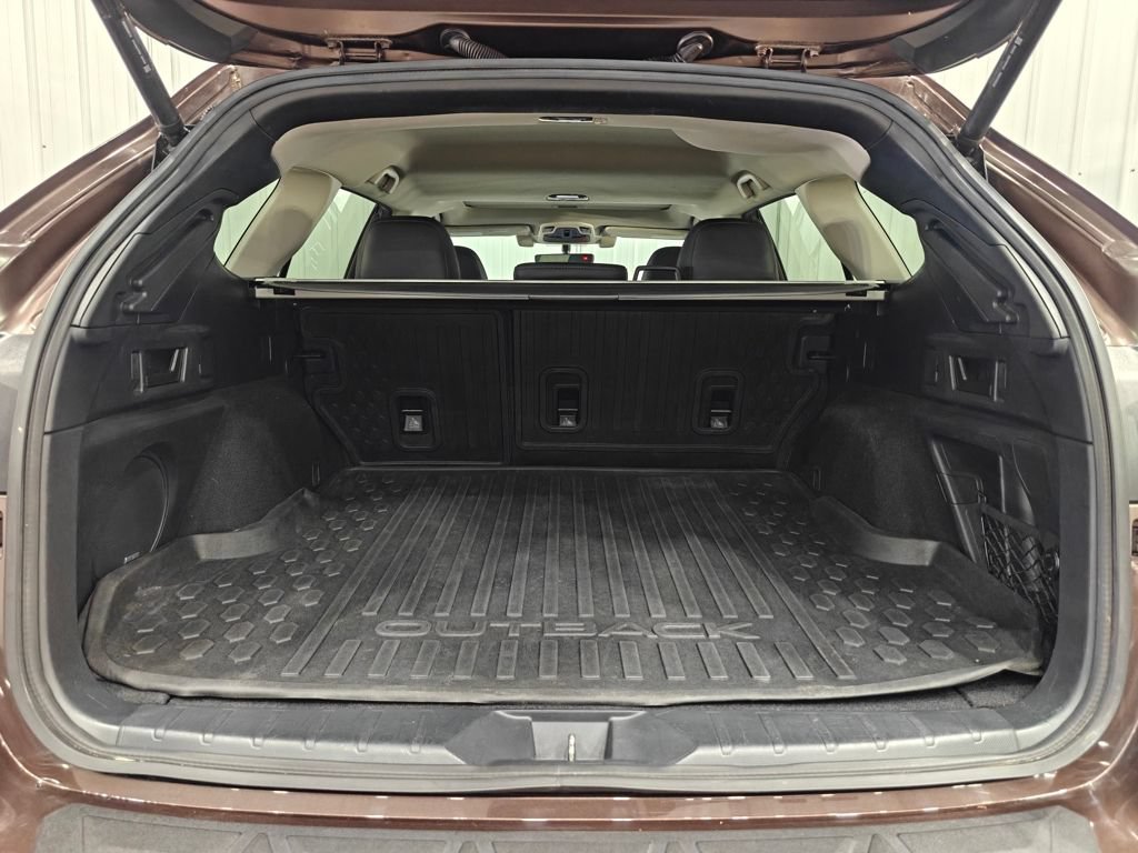 Used 2020 Subaru Outback Limited XT w/ Popular Package #2 AWD/4WD image 32