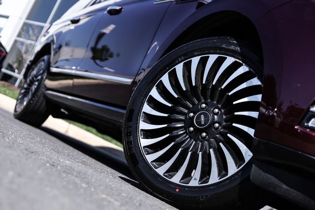 Used 2019 Lincoln Navigator L Black Label w/ Cargo Package AWD/4WD image 14