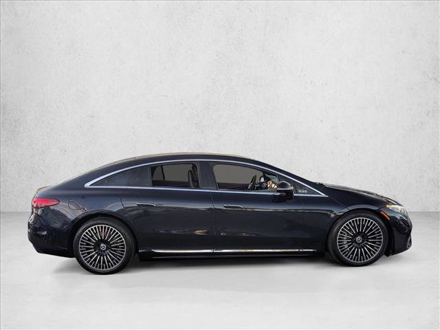 Certified 2022 Mercedes-Benz EQS 580 4MATIC Sedan image 4