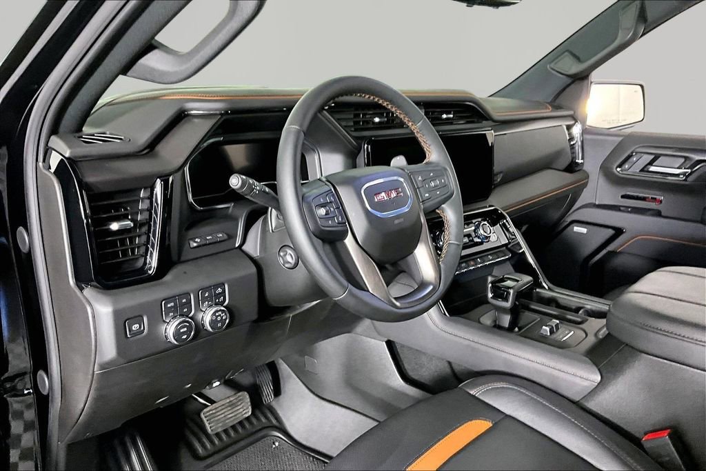 Certified 2025 GMC Sierra 1500 AT4 w/ AT4 Premium Package AWD/4WD image 16