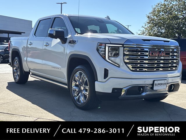 Used 2023 GMC Sierra 1500 Denali w/ Denali Reserve Package AWD/4WD image 1