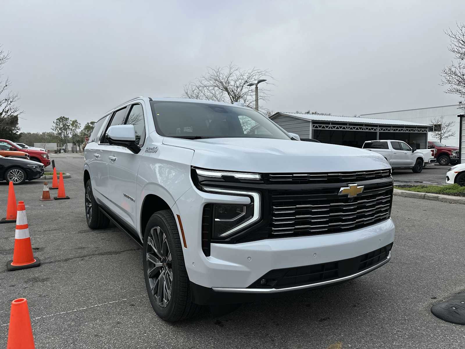 New 2026 Chevrolet Suburban High Country image 8