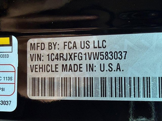 New 2027 Jeep Wrangler Unlimited Rubicon AWD/4WD image 31