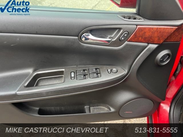 Used 2008 Chevrolet Impala LTZ FWD image 10