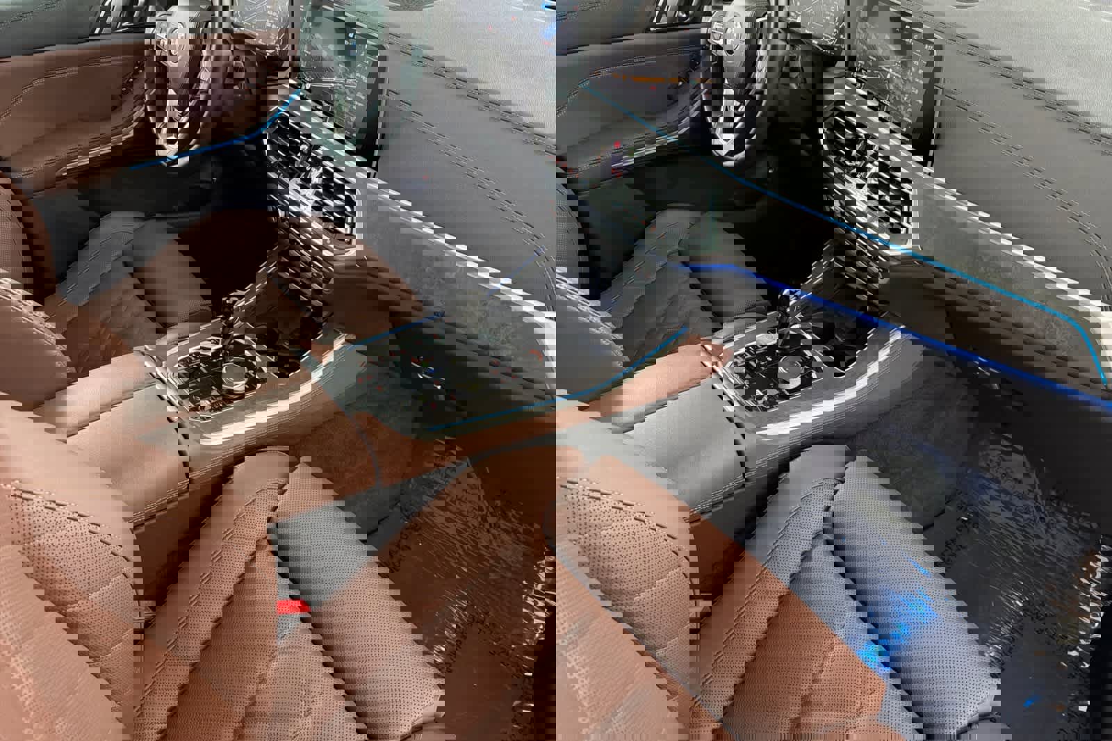 Used 2023 BMW X5 xDrive45e w/ Climate Comfort Package image 16