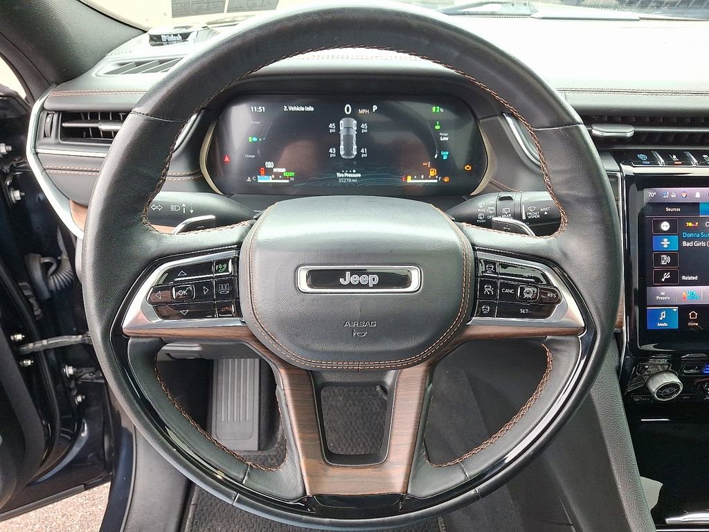 Used 2022 Jeep Grand Cherokee Summit image 21