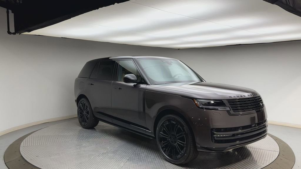 New 2026 Land Rover Range Rover Long Wheelbase SE AWD/4WD image 8