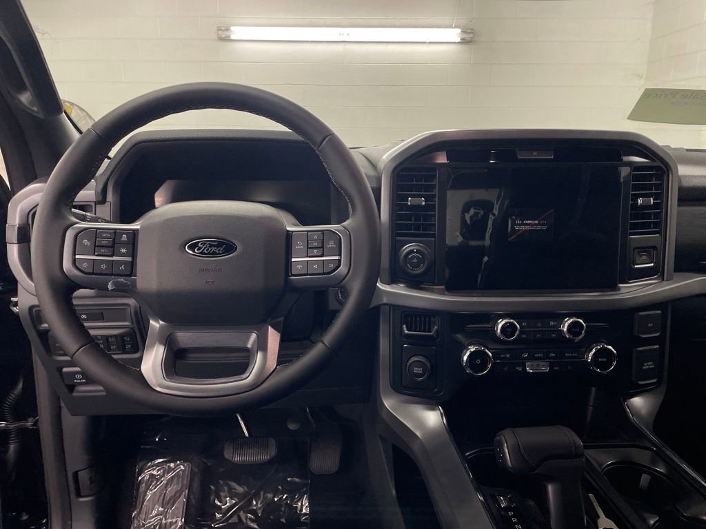 New 2025 Ford F150 XLT w/ Equipment Group 302A MID image 8