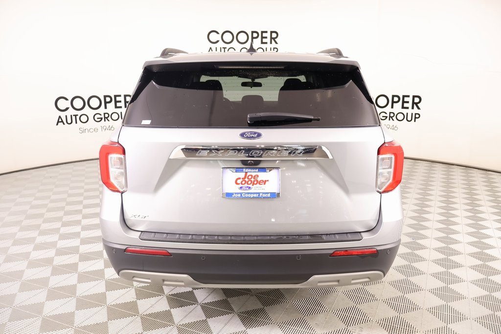 Used 2023 Ford Explorer XLT w/ Equipment Group 202A image 22