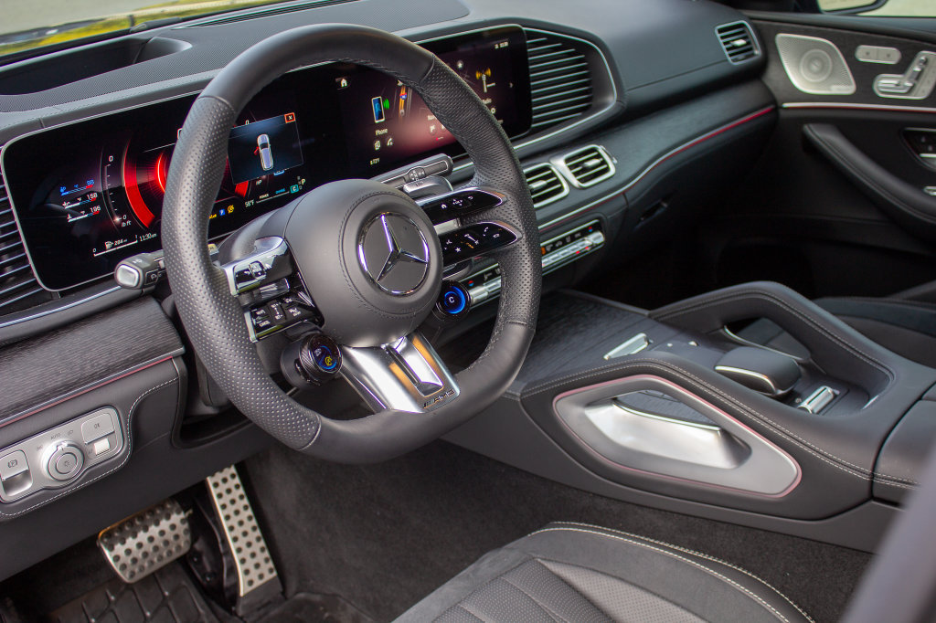 Used 2026 Mercedes-Benz GLS 63 AMG 4MATIC image 11