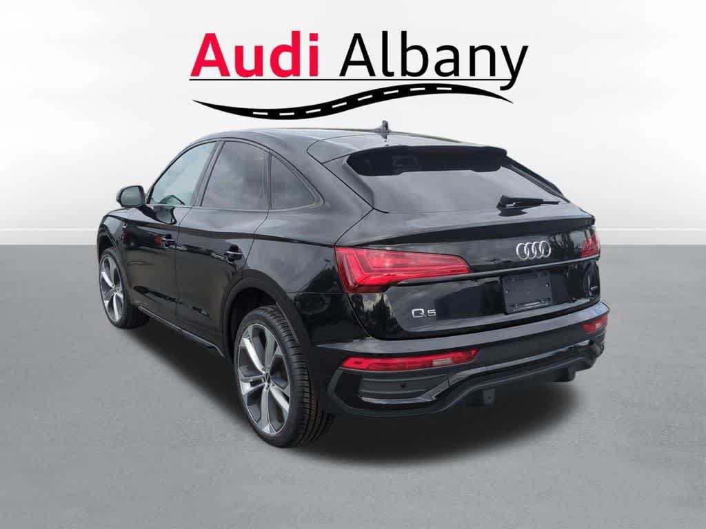 Used 2022 Audi Q5 2.0T Premium Plus w/ Premium Plus Package AWD/4WD image 6