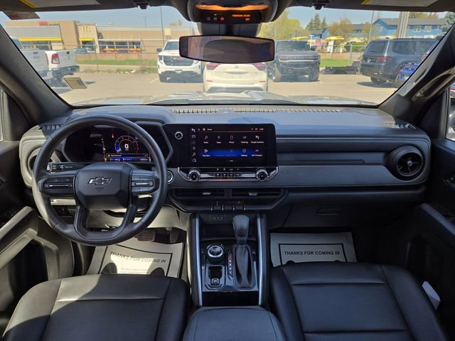 Used 2023 Chevrolet Colorado Trail Boss w/ Advanced Trailering Package AWD/4WD image 3