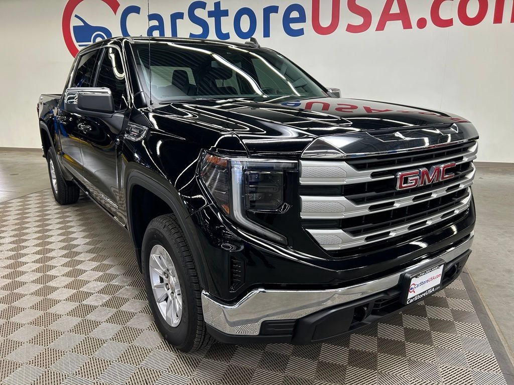 Used 2026 GMC Sierra 1500 SLE AWD/4WD image 3