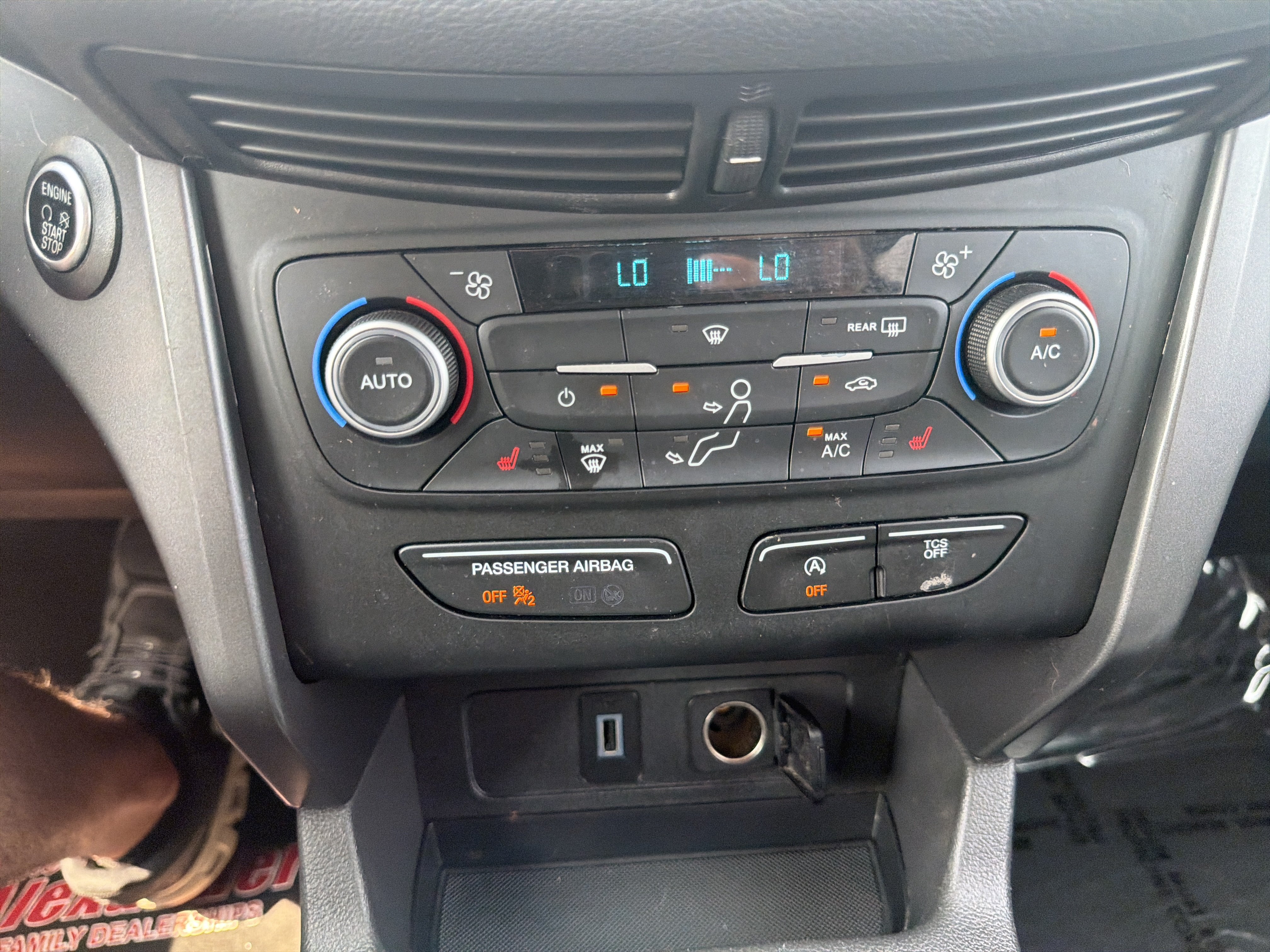 Certified 2019 Ford Escape SE AWD/4WD image 28