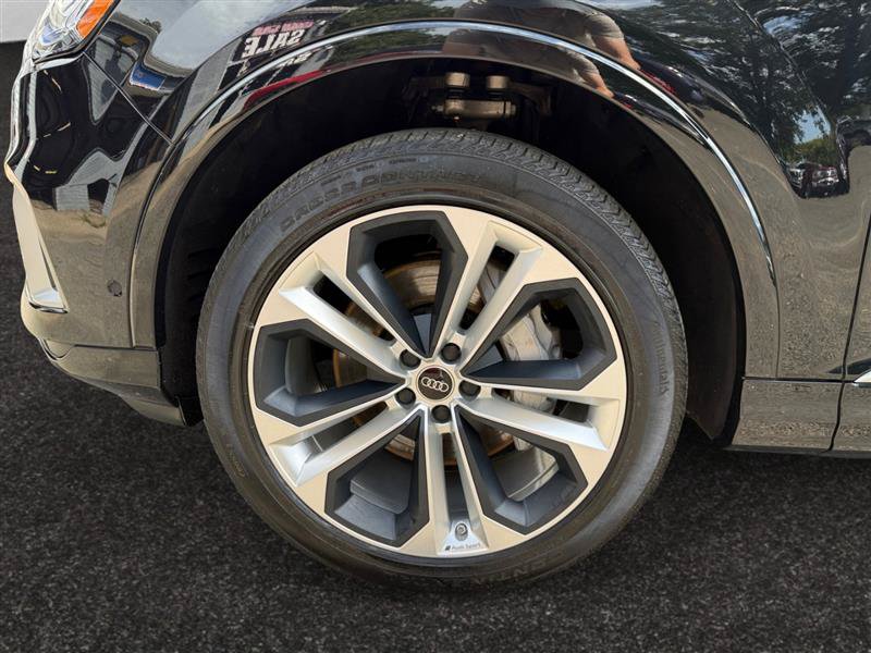 Used 2023 Audi Q7 3.0T Premium Plus w/ Premium Plus Package AWD/4WD image 17