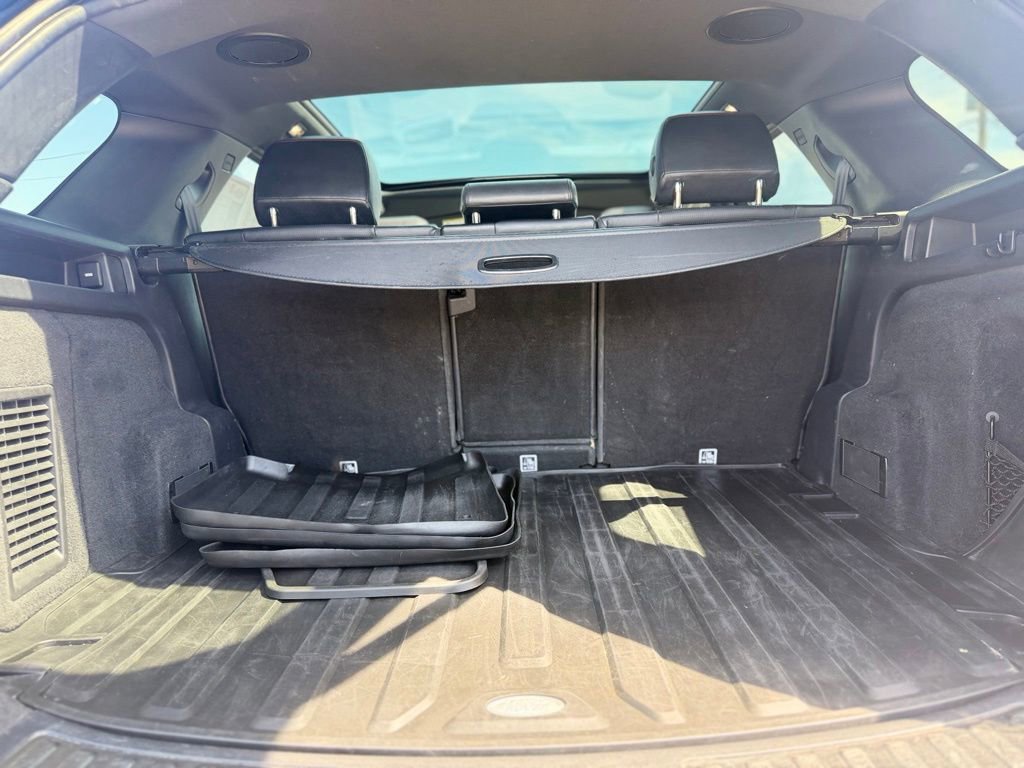 Used 2020 Land Rover Discovery Sport HSE R-Dynamic AWD/4WD image 6