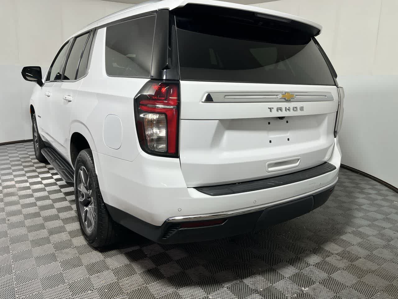 Used 2023 Chevrolet Tahoe LS w/ Driver Alert Package AWD/4WD image 6
