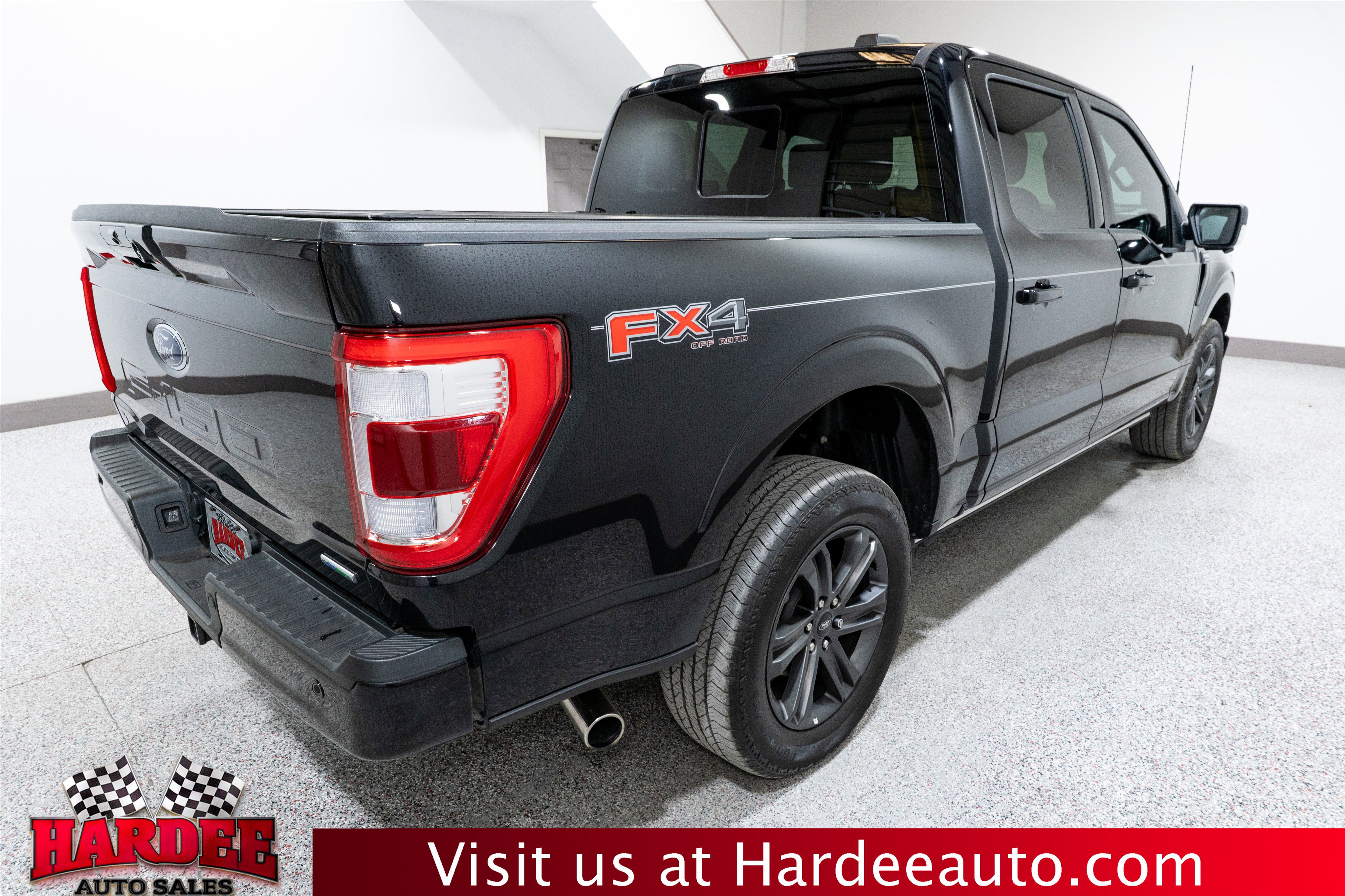 Used 2023 Ford F150 Lariat w/ Equipment Group 502A High image 5