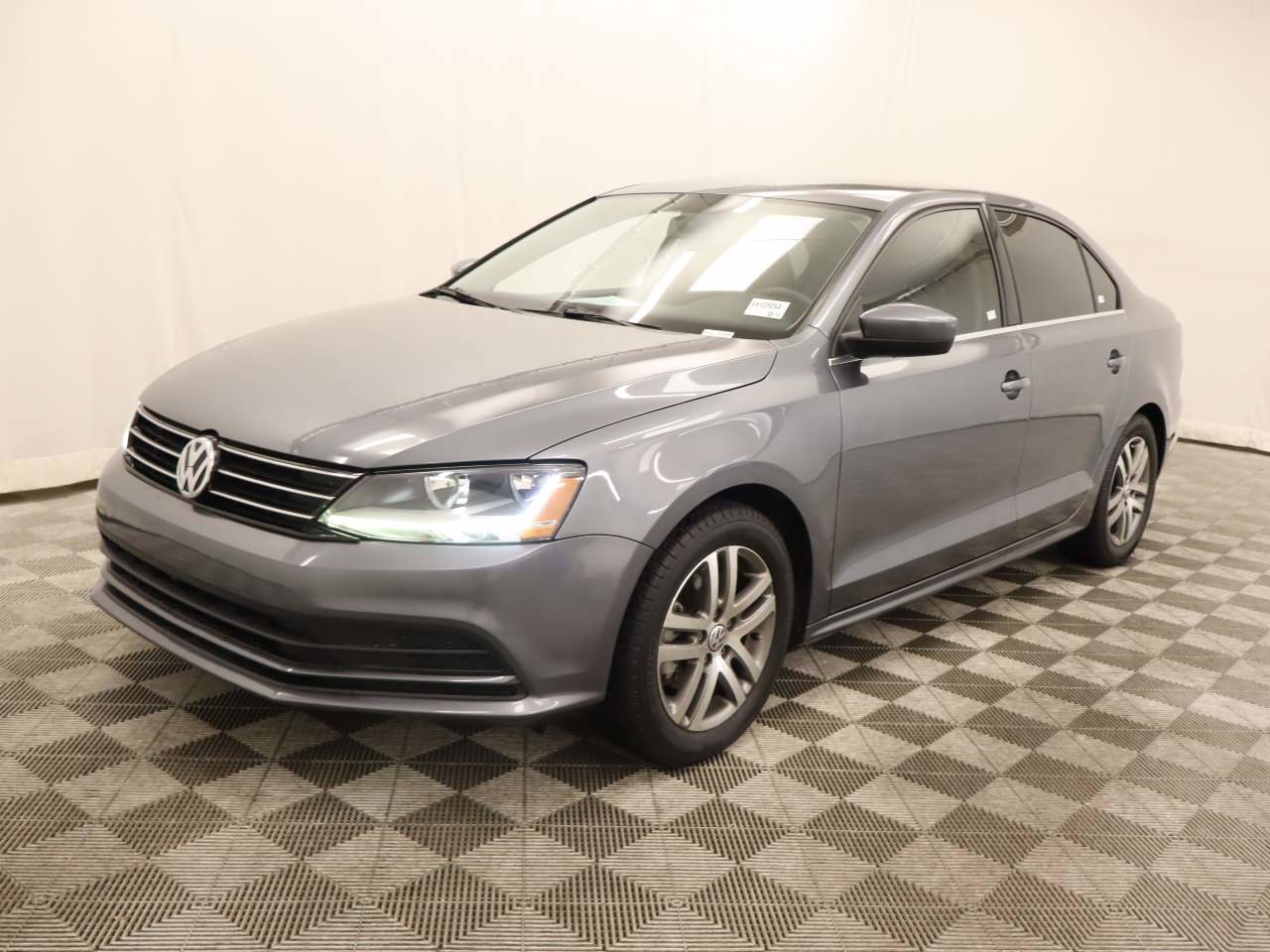 Used 2017 Volkswagen Jetta S image 1
