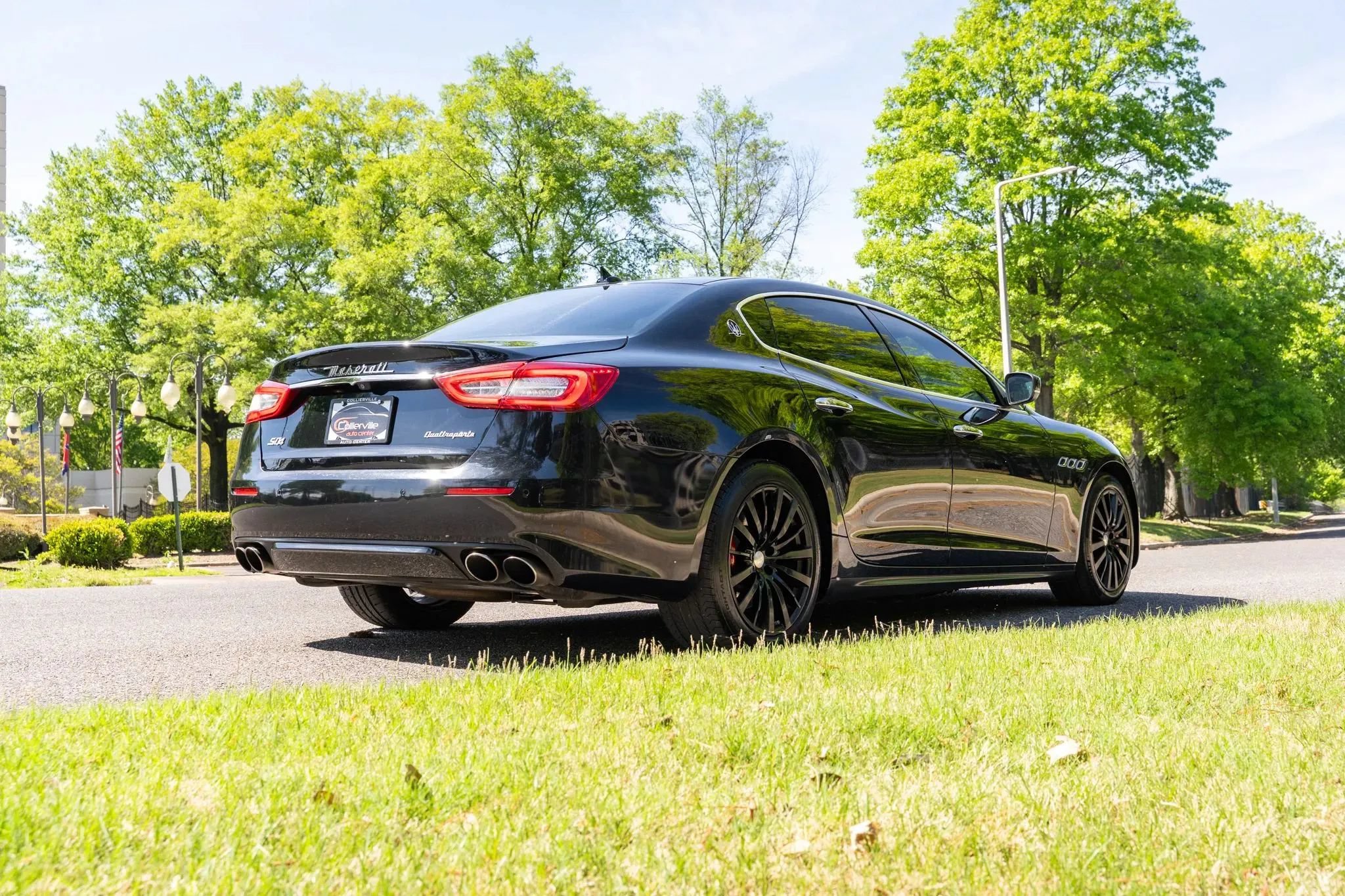 Used 2018 Maserati Quattroporte S Q4 AWD/4WD image 5