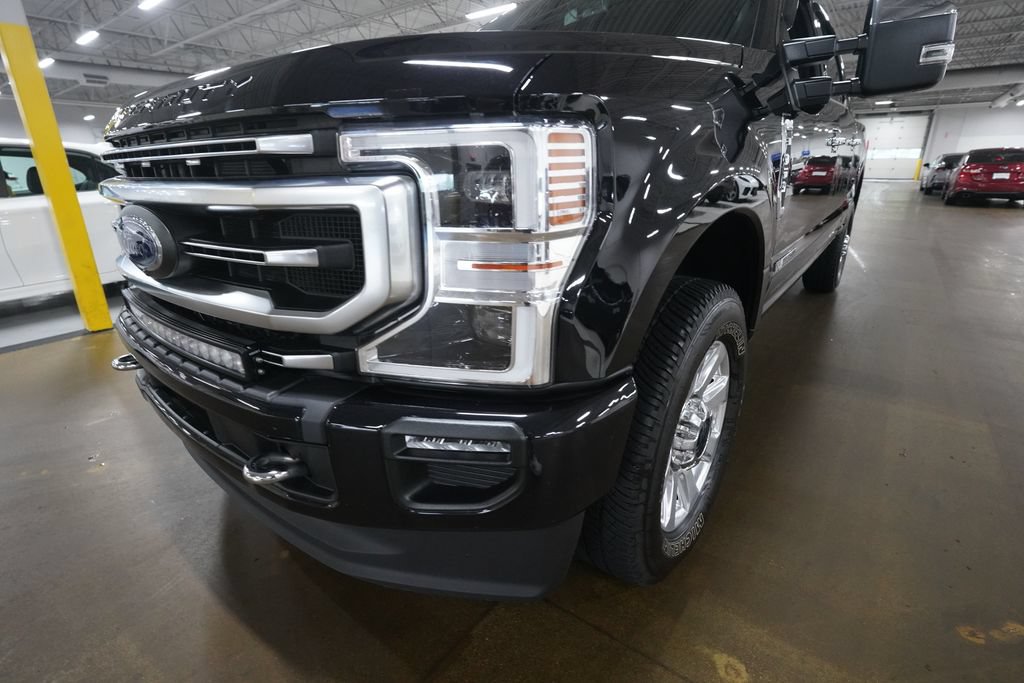 Used 2022 Ford F350 Platinum w/ FX4 Off-Road Package AWD/4WD image 22