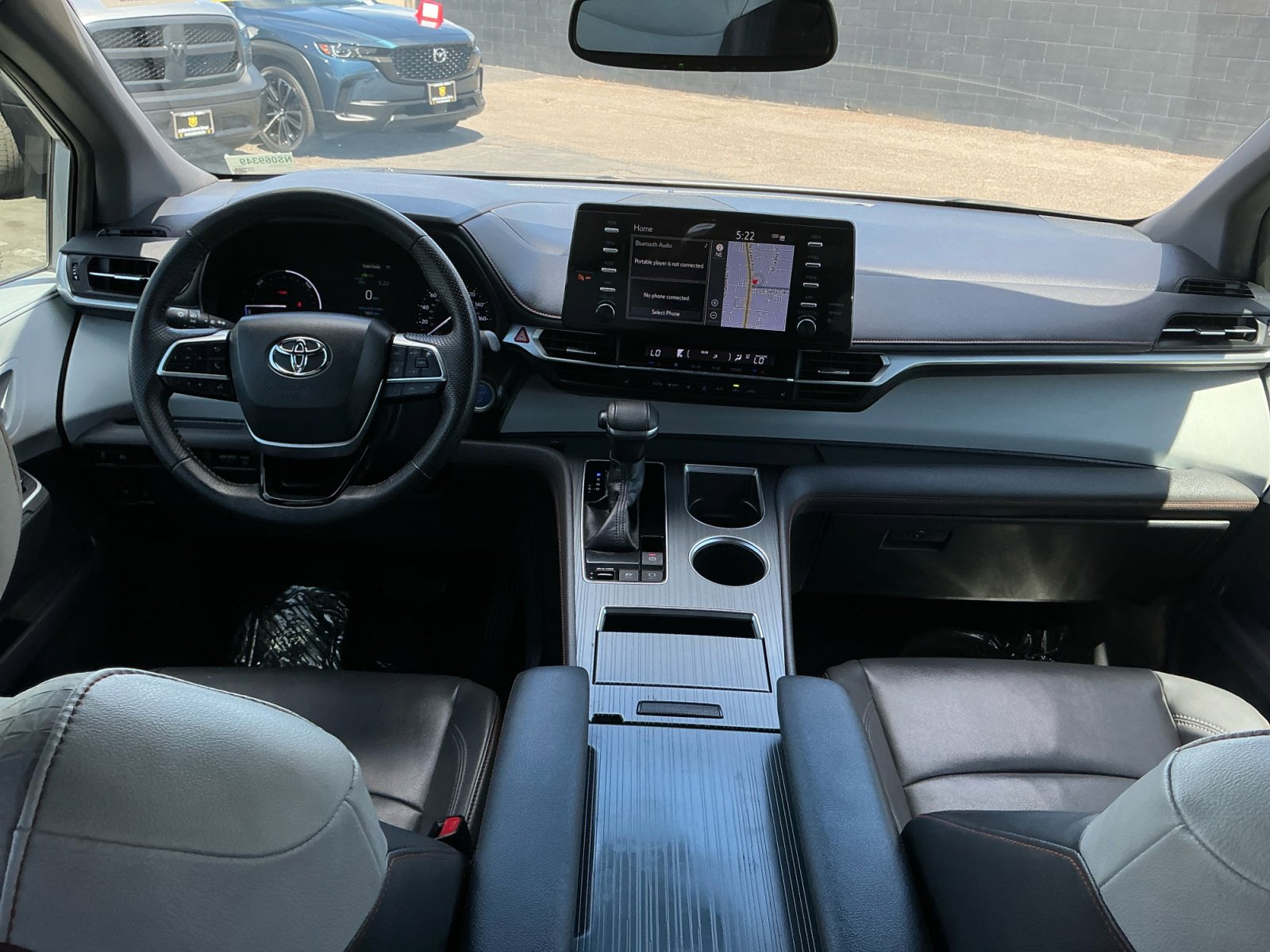 Used 2022 Toyota Sienna XSE AWD/4WD image 17