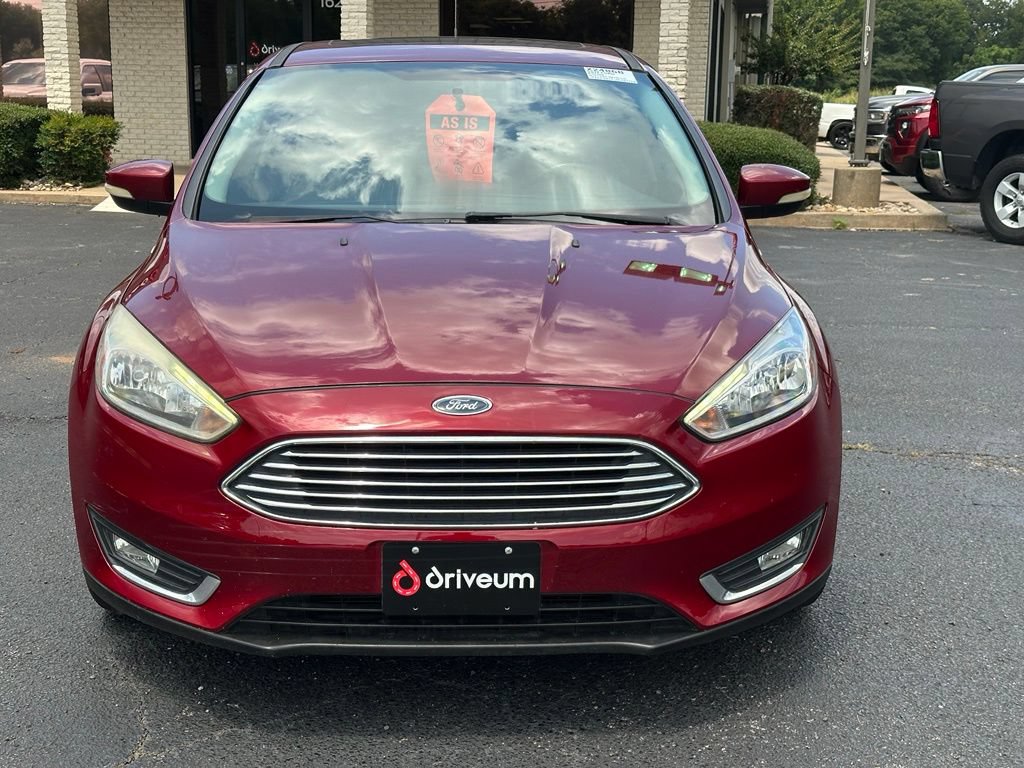 Used 2017 Ford Focus Titanium FWD image 2