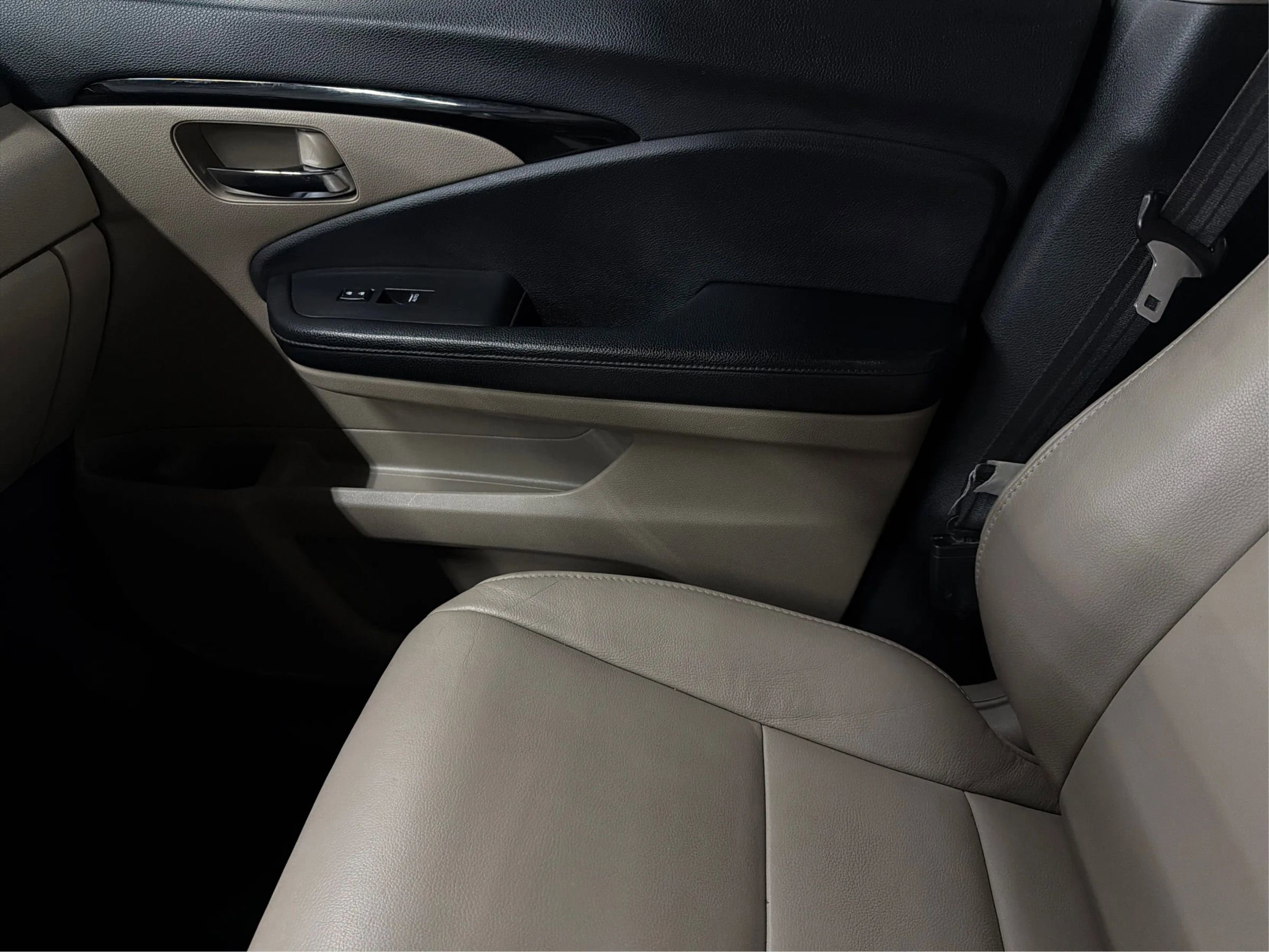 Used 2019 Honda Pilot Touring image 44