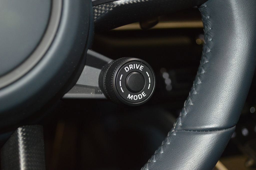 Certified 2025 Porsche 911 Turbo AWD/4WD image 23