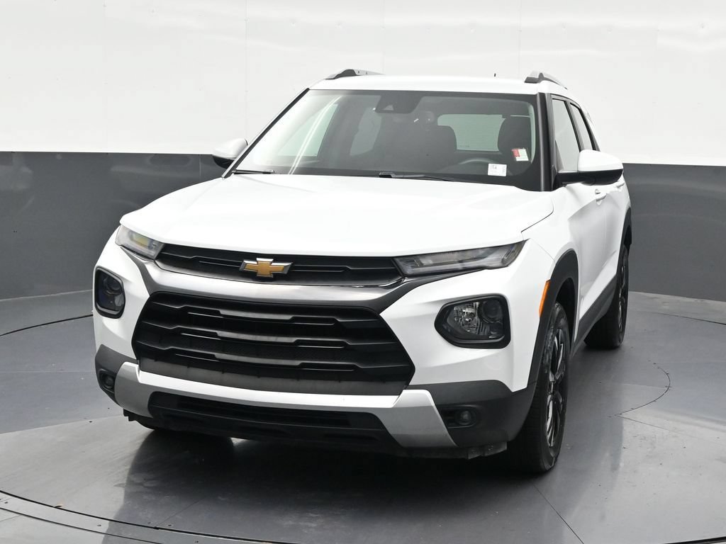 Used 2023 Chevrolet TrailBlazer LT w/ Convenience Package AWD/4WD image 9