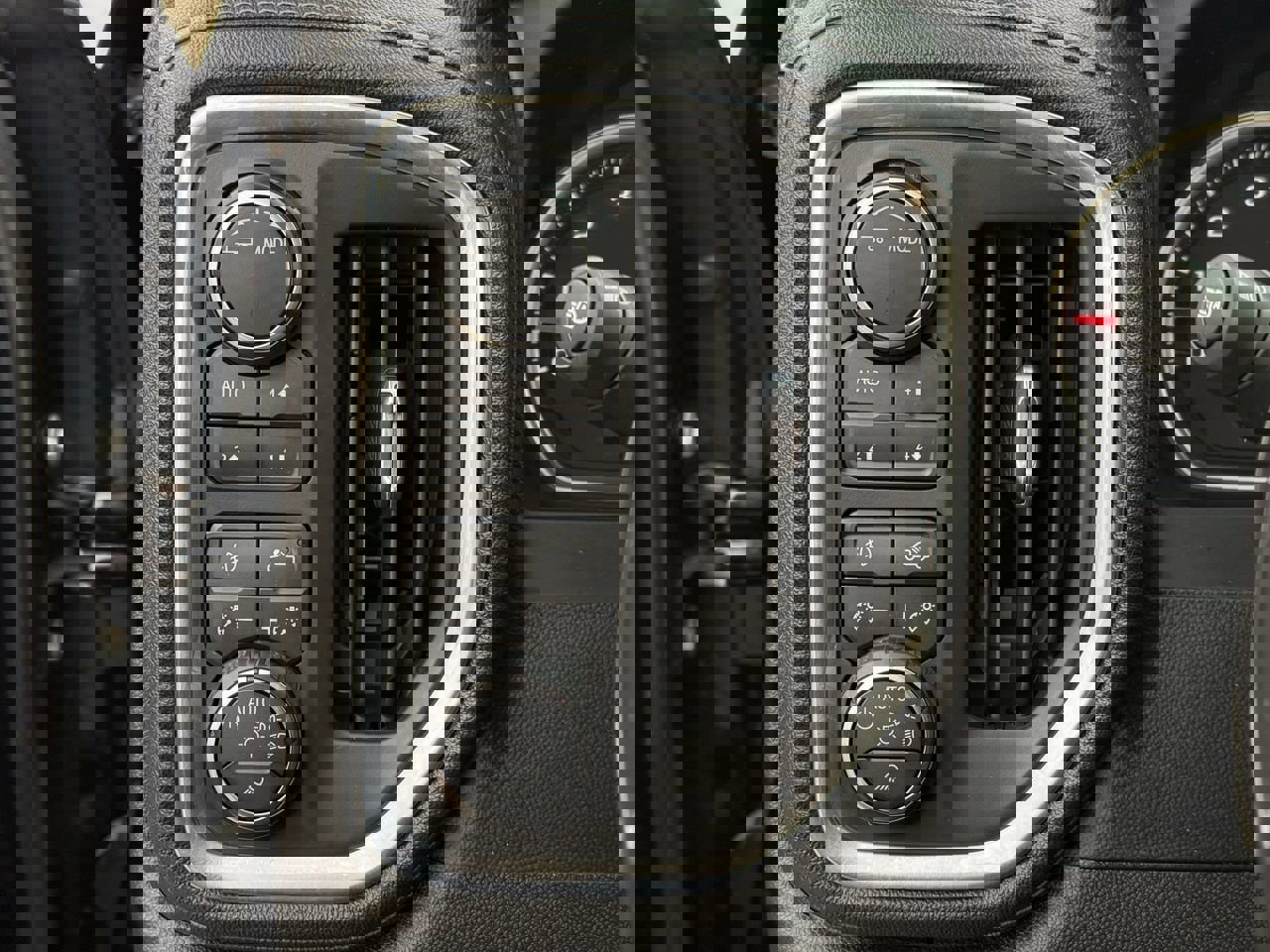 Used 2022 Chevrolet Silverado 1500 High Country w/ Safety Package II AWD/4WD image 19