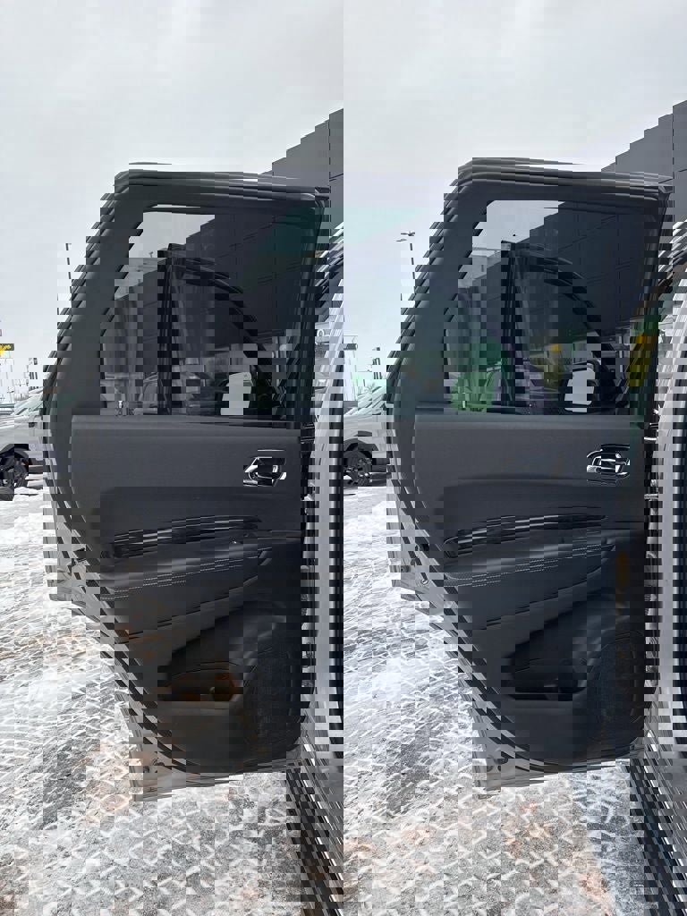 Used 2016 Dodge Durango Citadel w/ Premium Entertainment Group image 24