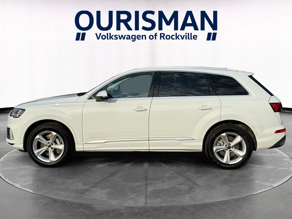 Used 2023 Audi Q7 2.0T Premium Plus w/ Premium Plus Package AWD/4WD image 3