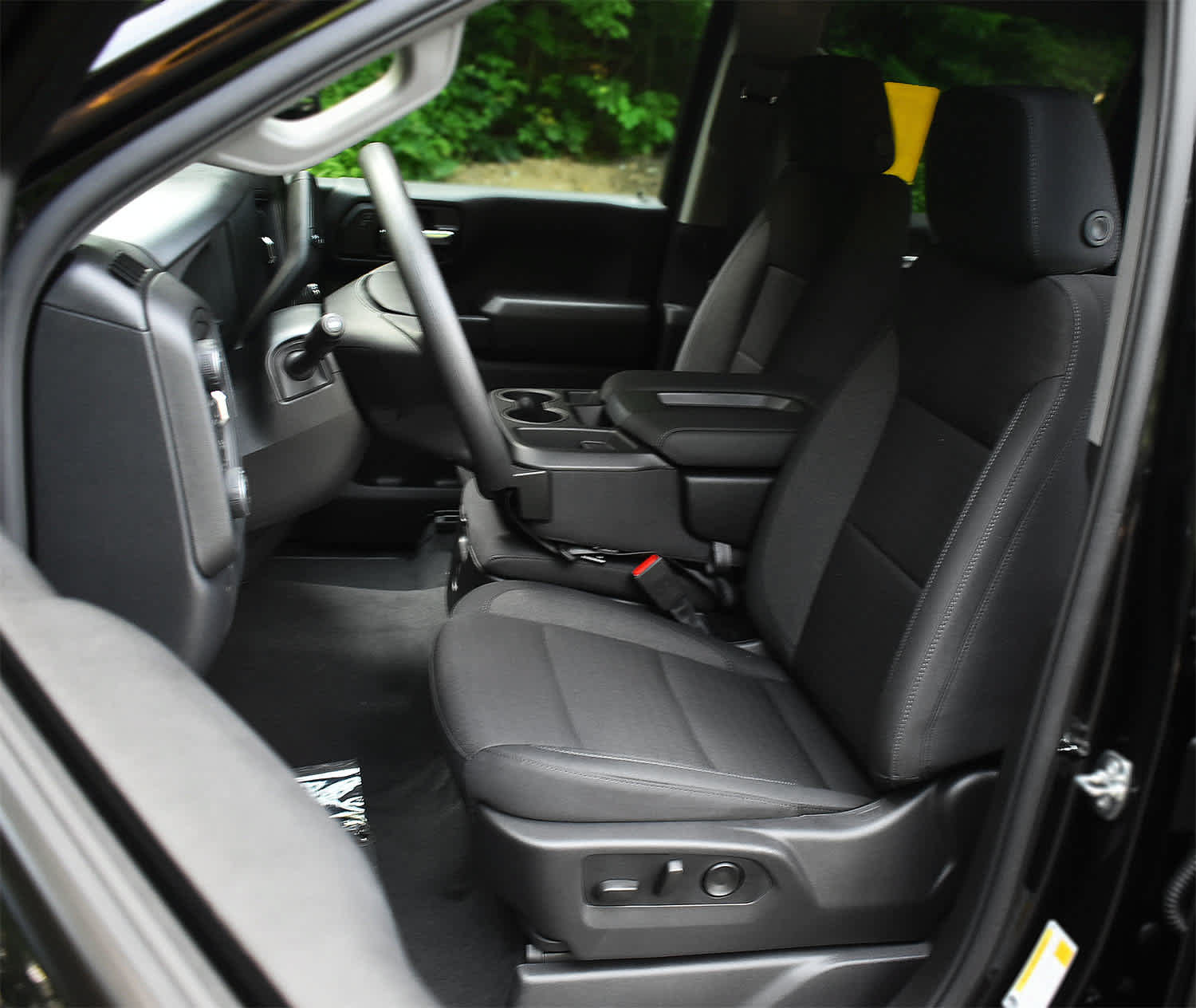 New 2026 Chevrolet Silverado 1500 Custom AWD/4WD image 9