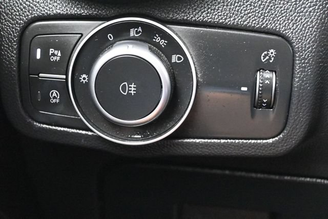 Used 2023 Alfa Romeo Stelvio Veloce AWD/4WD image 22
