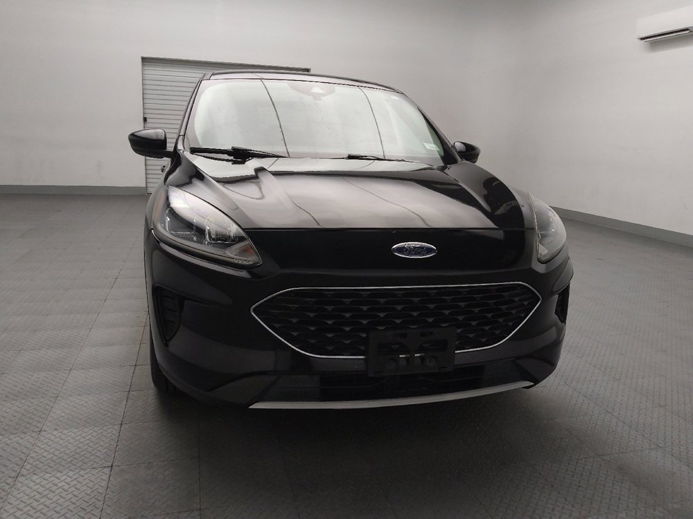 Used 2020 Ford Escape SE image 14