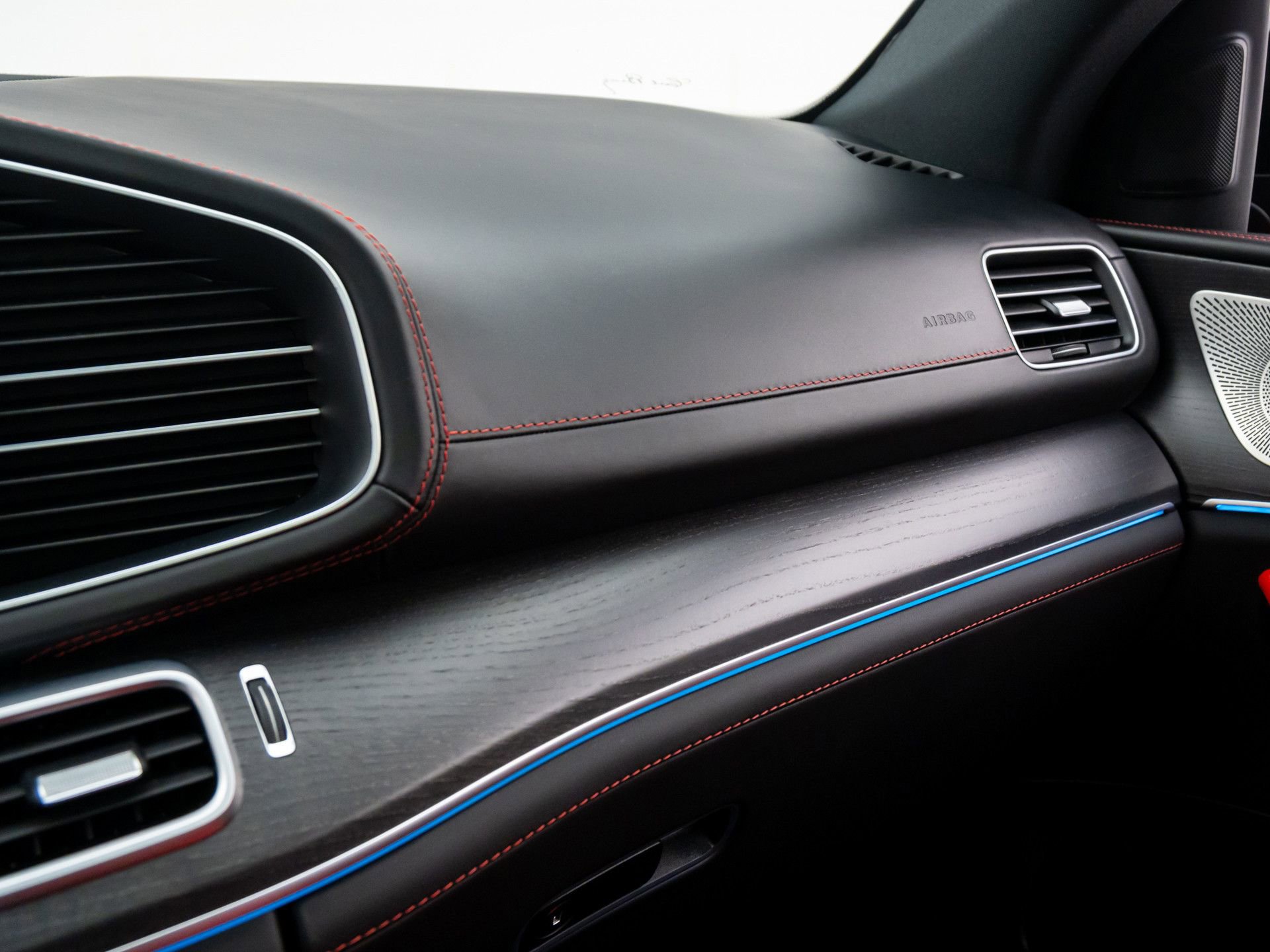 Used 2023 Mercedes-Benz GLE 53 AMG 4MATIC Coupe image 29