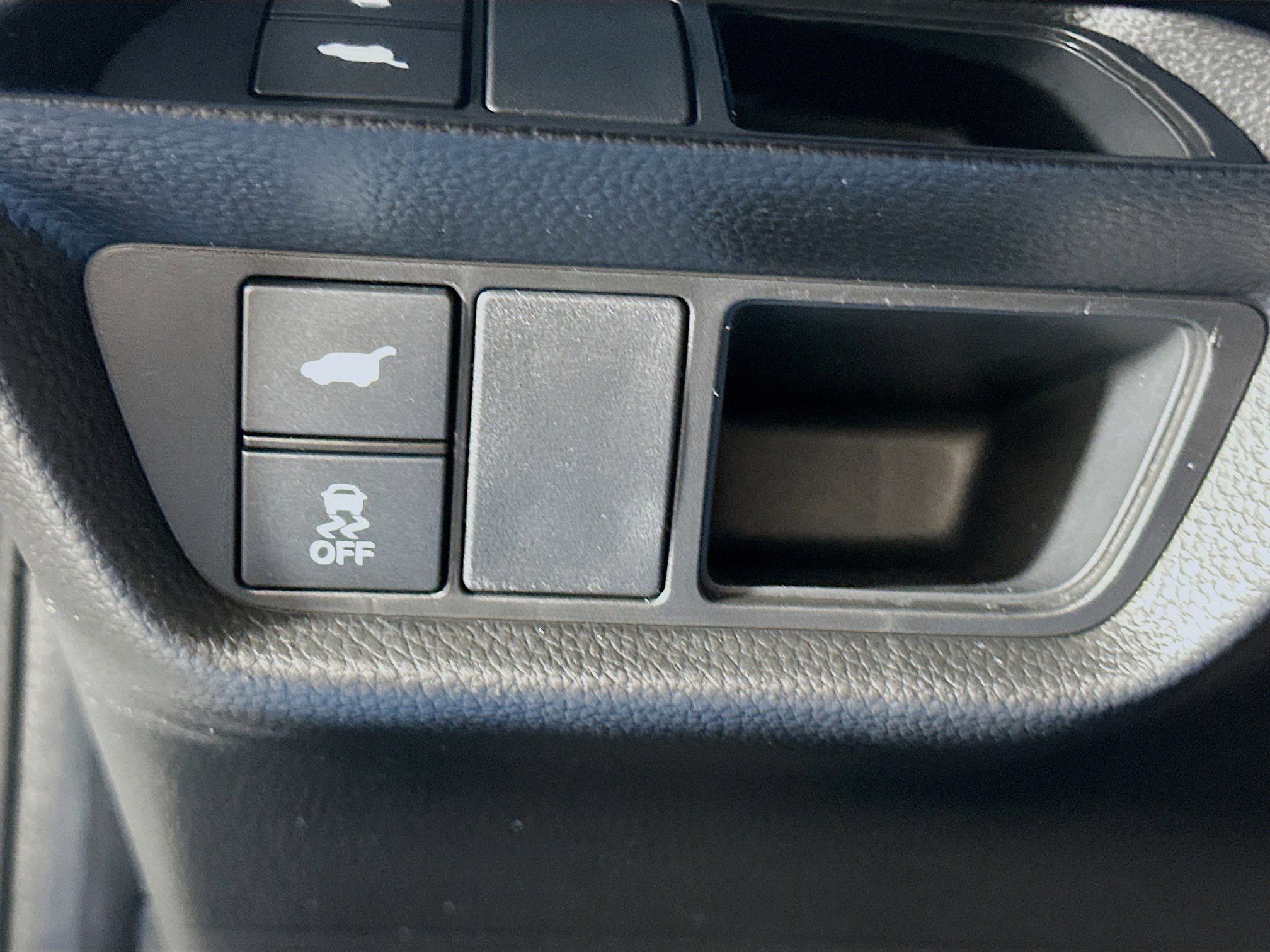 Used 2025 Acura ADX FWD image 17