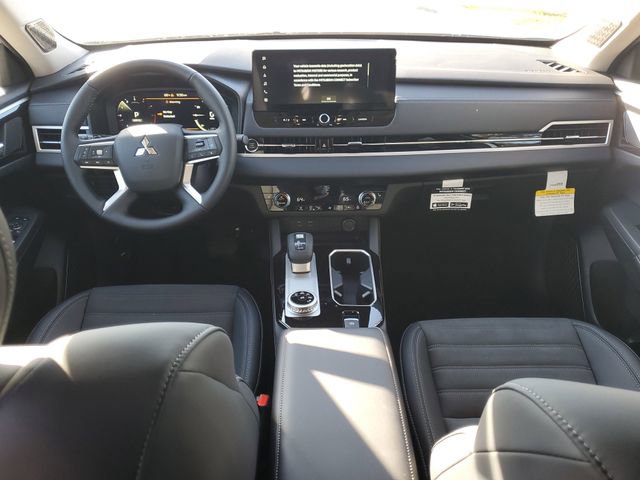 New 2026 Mitsubishi Outlander SE FWD image 14