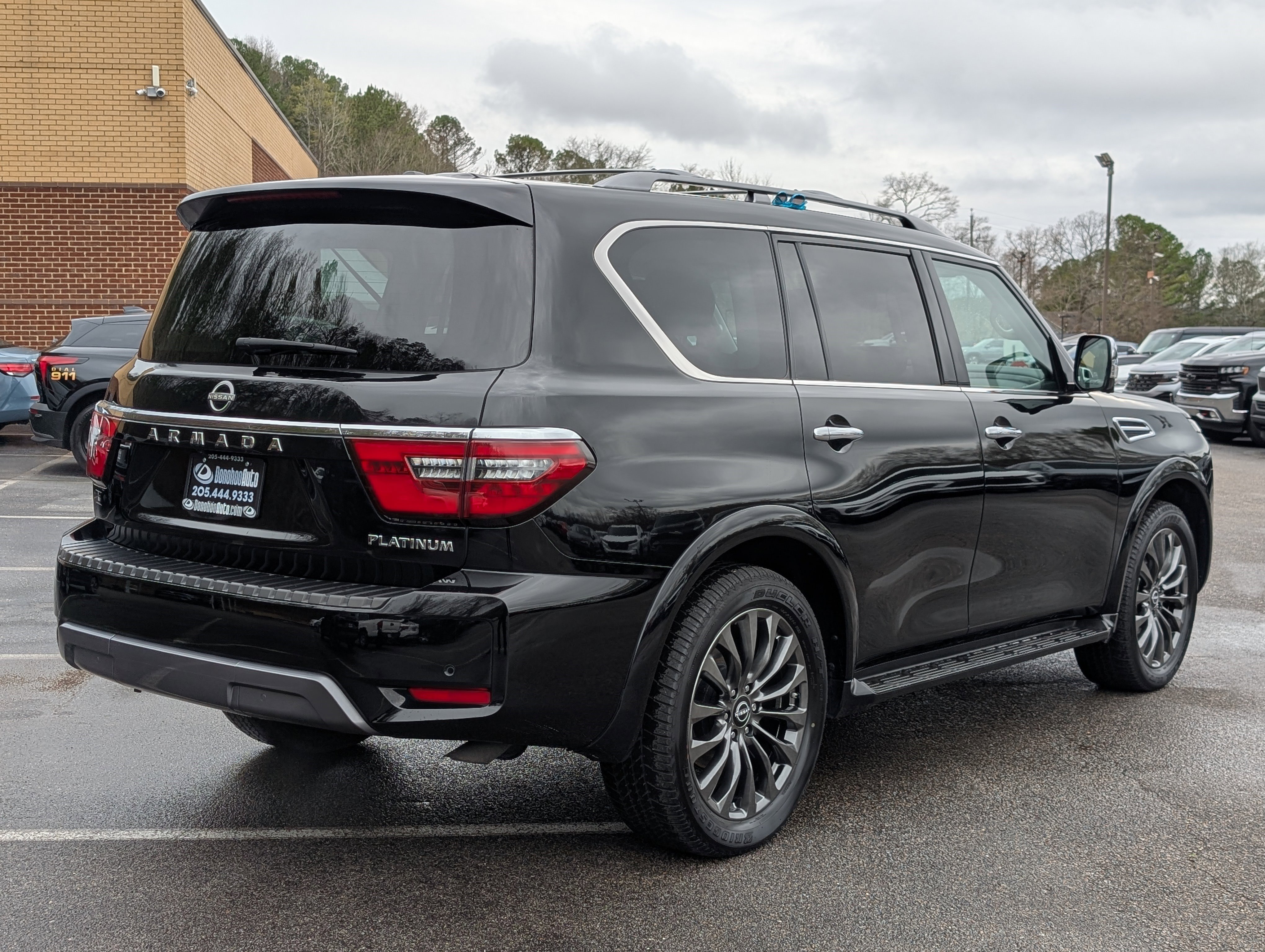 Used 2023 Nissan Armada Platinum w/ Captain's Chairs Package image 9