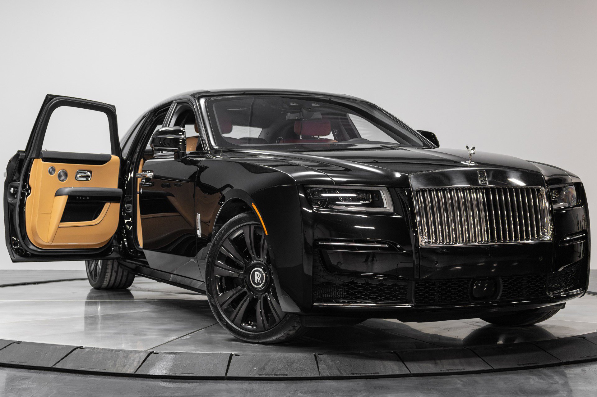 Used 2022 Rolls-Royce Ghost image 54