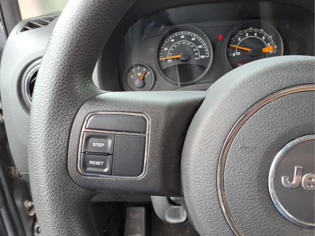 Used 2014 Jeep Compass Sport w/ Power Value Group image 15