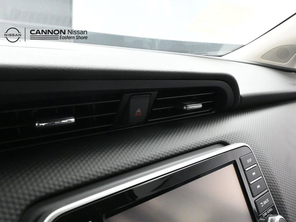 New 2025 Nissan Kicks Play S FWD image 20