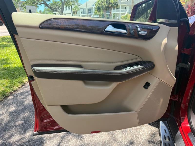 Used 2016 Mercedes-Benz GLE 350 image 12