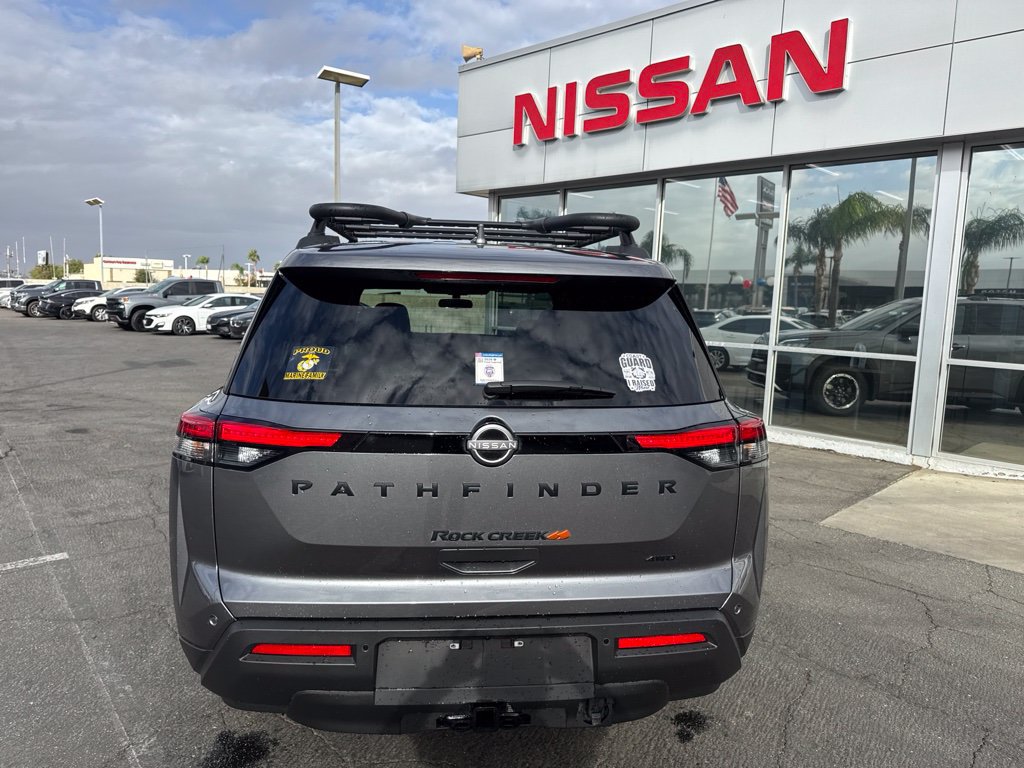 Used 2024 Nissan Pathfinder Rock Creek AWD/4WD image 3